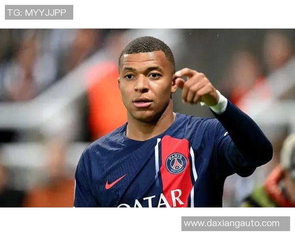 姆巴佩顶级足球卡片首版亮相 引领收藏新潮流