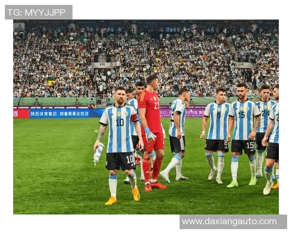 一脚踢爆足球引爆全场的球星故事与传奇瞬间解析